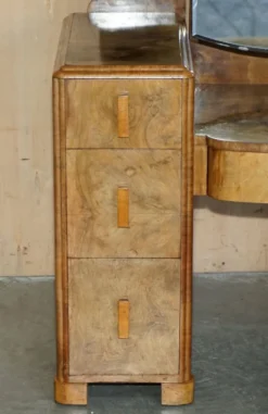 Coiffeuse Art Déco en noyer satiné avec miroir, vers 1930