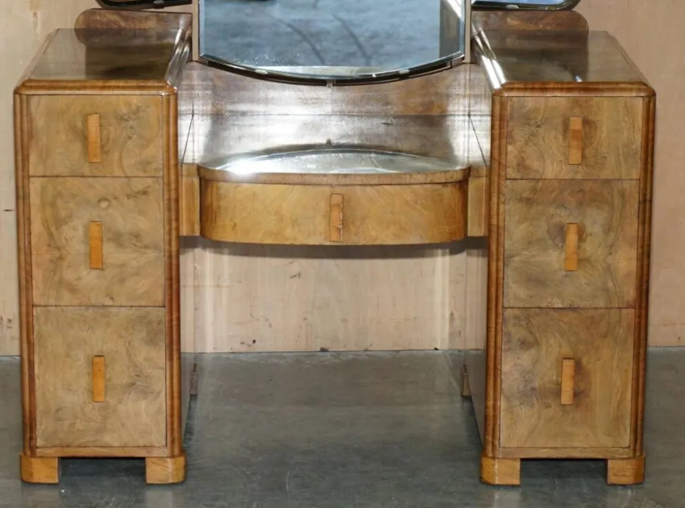 Coiffeuse Art Déco en noyer satiné avec miroir, vers 1930