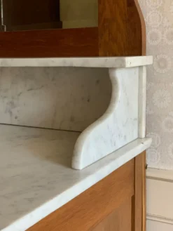 Coiffeuse avec dessus marbre 19ème siècle