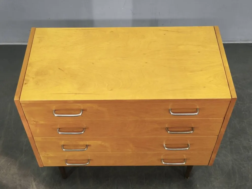 Coiffeuse avec miroir des années 1970 UP Zavody République tchèque.