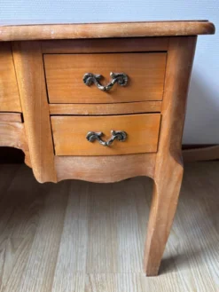 Coiffeuse basse en bois des années 60-70