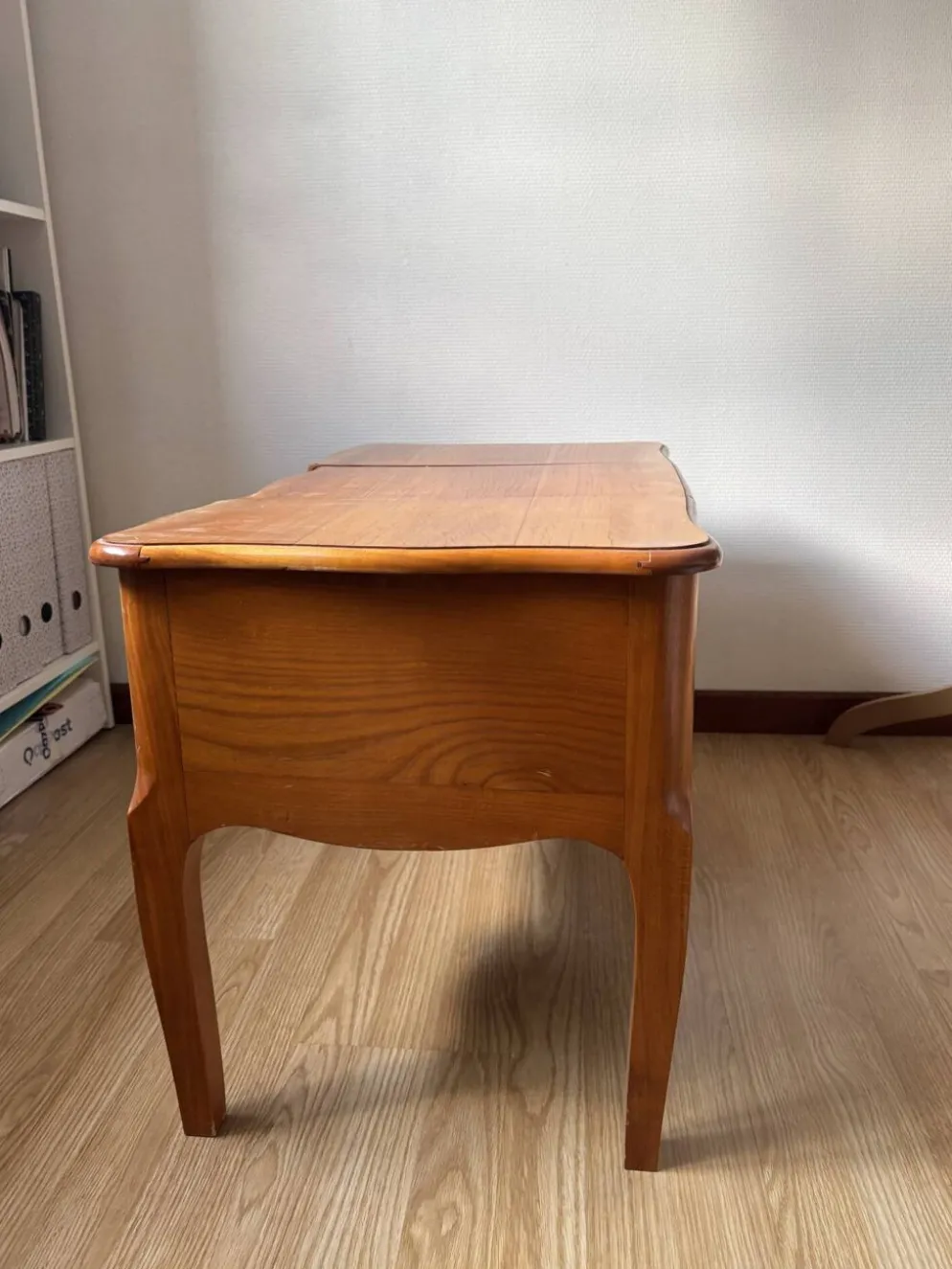 Coiffeuse basse en bois des années 60-70