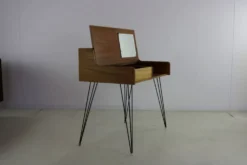 Coiffeuse / bureau à épingle de cheveux de design néerlandais