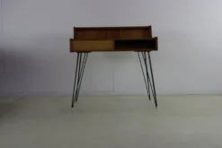 Coiffeuse / bureau à épingle de cheveux de design néerlandais