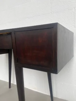 Coiffeuse/Bureau vintage des années 1950 en bois massif, style Gio Ponti avec miroir.
