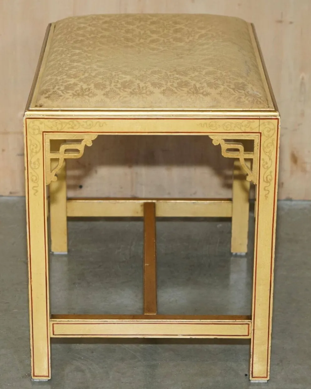 Coiffeuse chinoiserie en noyer avec tabouret