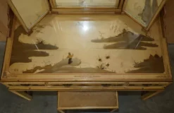 Coiffeuse chinoiserie en noyer avec tabouret