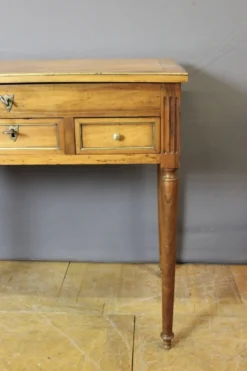 Coiffeuse d'homme en Merisier , époque Directoire