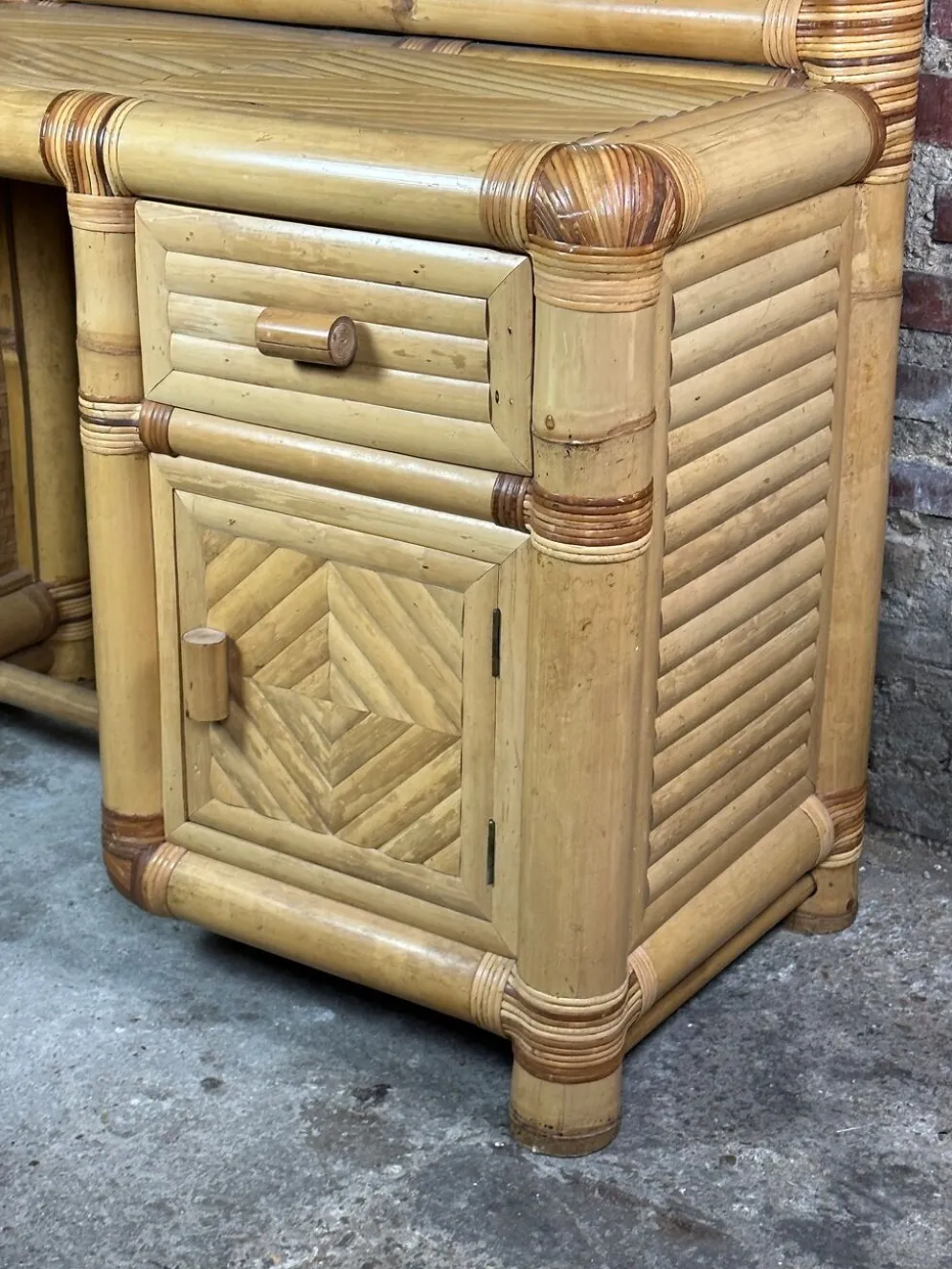 Coiffeuse en bambou vintage 1970