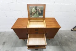 Coiffeuse enfilade teck 1960 4 tiroirs 2 portes et miroir
