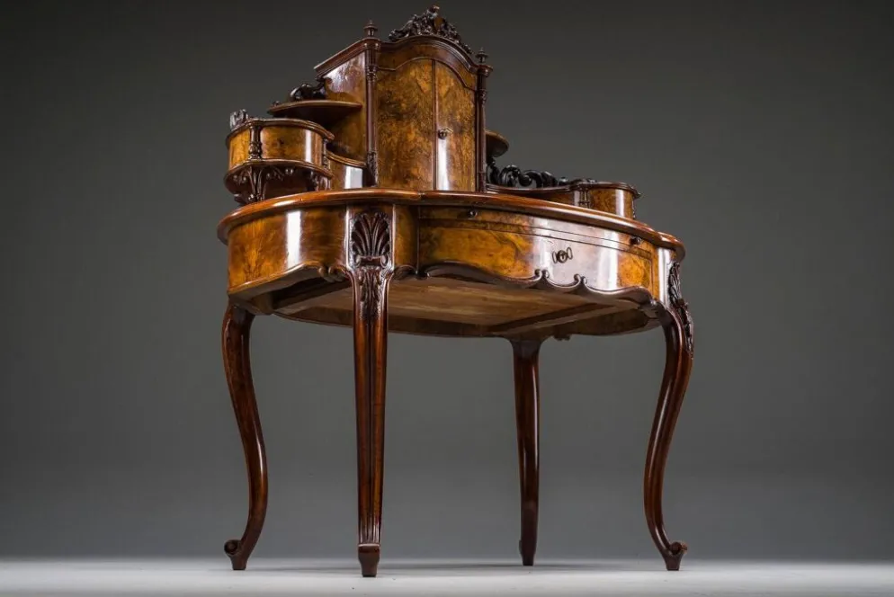 Coiffeuse en noyer Louis Philippe antique, 1860
