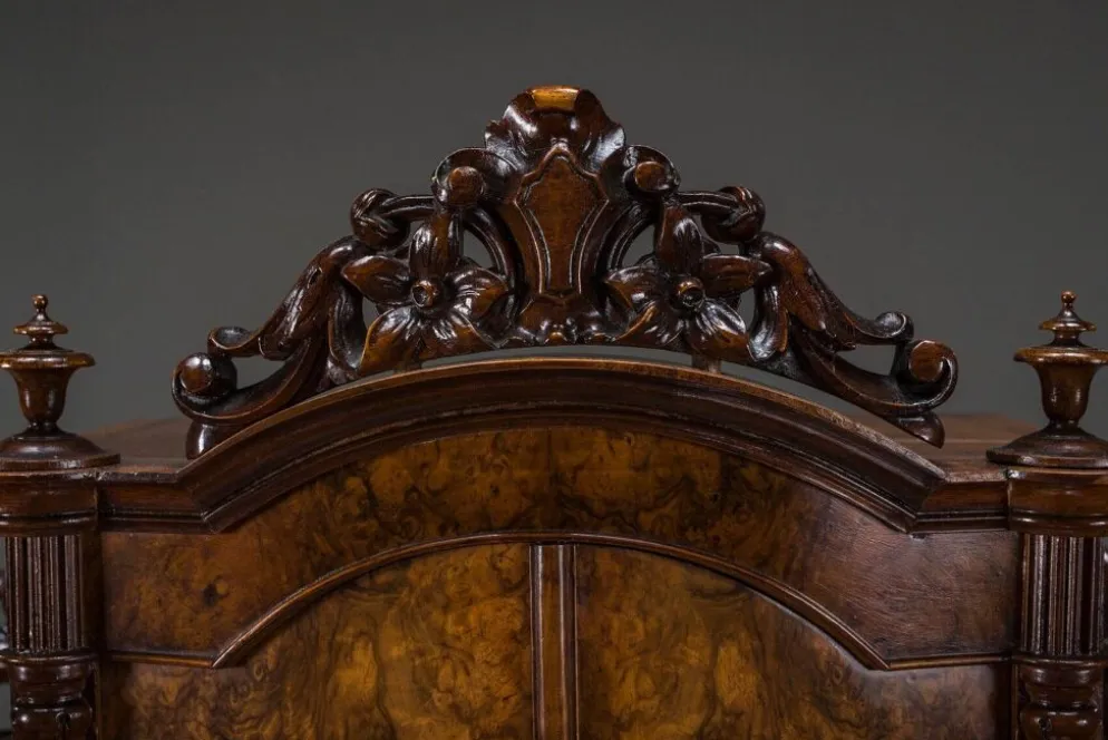 Coiffeuse en noyer Louis Philippe antique, 1860