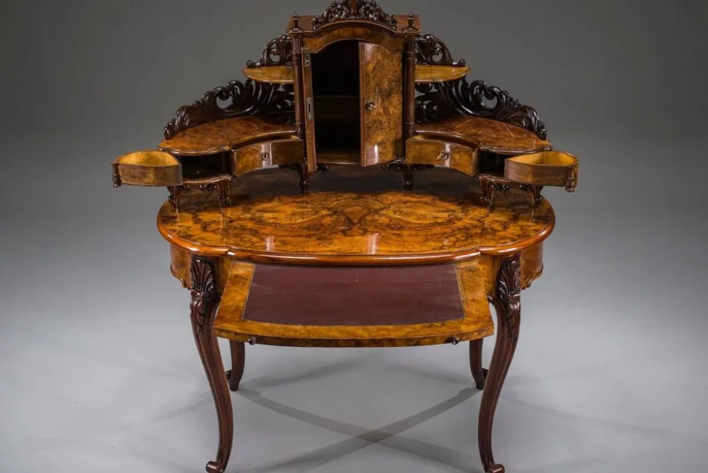 Coiffeuse en noyer Louis Philippe antique, 1860