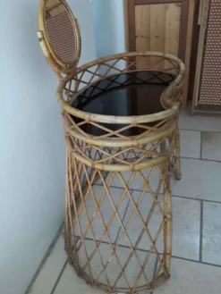 Coiffeuse en rotin vintage année 60