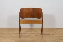 Coiffeuse en teck du milieu du siècle avec miroir par Arne Vodder pour Ølholm Møbelfabrik, Danemark, années 1960.