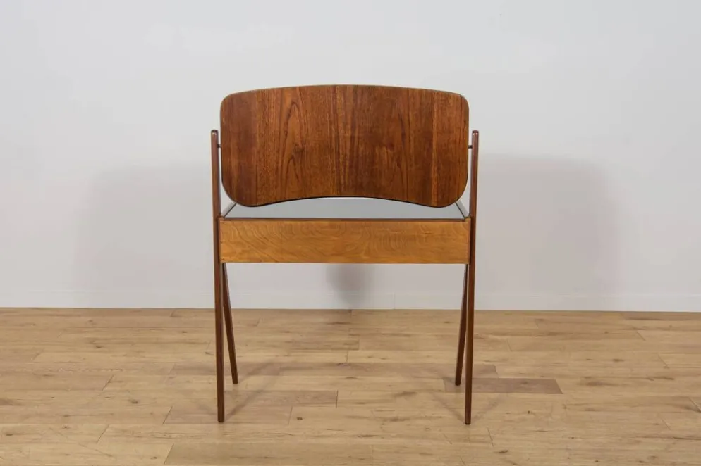 Coiffeuse en teck du milieu du siècle avec miroir par Arne Vodder pour Ølholm Møbelfabrik, Danemark, années 1960.