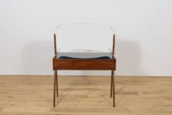 Coiffeuse en teck du milieu du siècle avec miroir par Arne Vodder pour Ølholm Møbelfabrik, Danemark, années 1960.