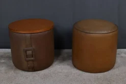 Coiffeuse en teck et nubuck, par R. Landault – 1970
