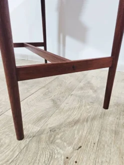 Coiffeuse en teck scandinave – Design danois des années 1960.