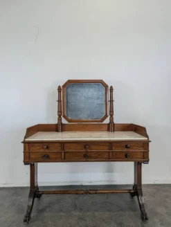 Coiffeuse epoque Louis Philippe en acajou