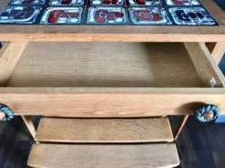 Coiffeuse et son siège par Guillerme et Chambron, Votre Maison