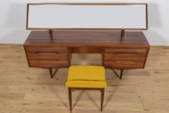 Coiffeuse et tabouret du milieu du siècle de White and Newton, Royaume-Uni,