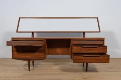 Coiffeuse et tabouret du milieu du siècle de White and Newton, Royaume-Uni,