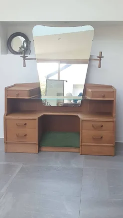 Coiffeuse G-Plan années 60