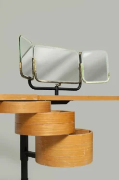 Coiffeuse italienne années 80