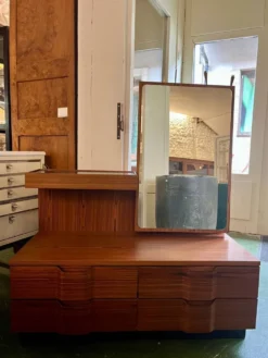 Coiffeuse Italienne des Années 70