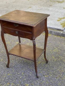 Coiffeuse Louis XV du 19ème siècle
