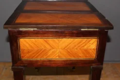Coiffeuse Louis XVI en Marqueterie de Bois de Rose et Palissandre XVIIIe