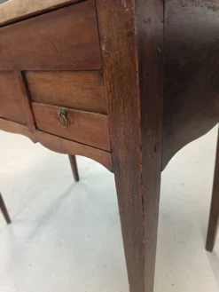 Coiffeuse louis xvi renovee et relookee