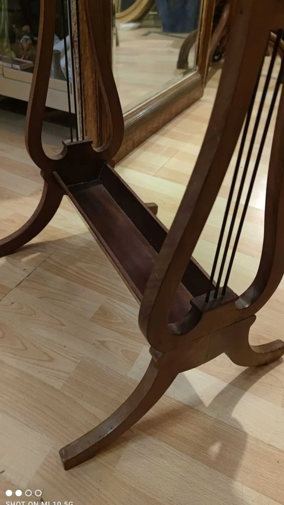 Coiffeuse lyre en acajou de Cuba massif d'époque Directoire