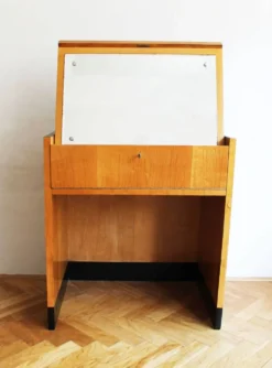 Coiffeuse moderniste avec miroir réglable, années 1950