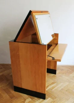 Coiffeuse moderniste avec miroir réglable, années 1950