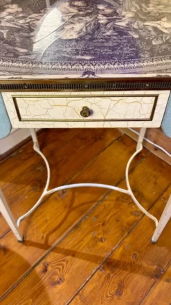 Coiffeuse originale - plateau au motif Toile de Jouy