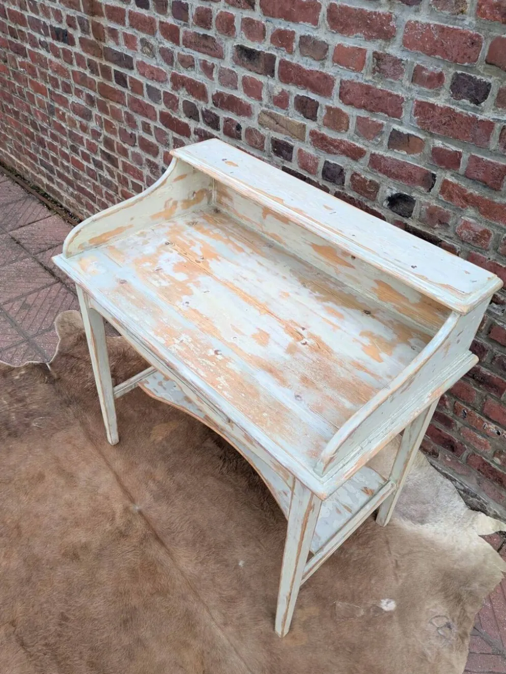 Coiffeuse patinée