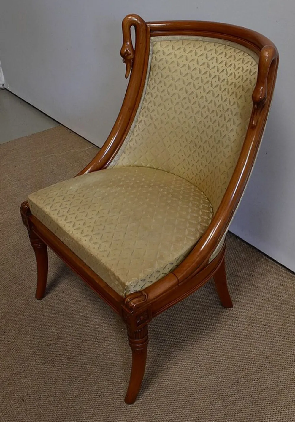 Coiffeuse rognon et sa chauffeuse en merisier – 1950