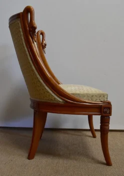 Coiffeuse rognon et sa chauffeuse en merisier – 1950