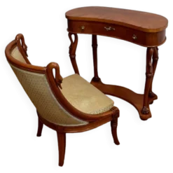 Coiffeuse rognon et sa chauffeuse en merisier – 1950