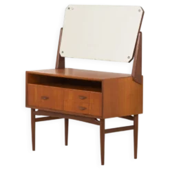Coiffeuse scandinave des années 60 avec miroir réglable.