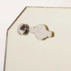 Coiffeuse scandinave des années 60 avec miroir réglable.