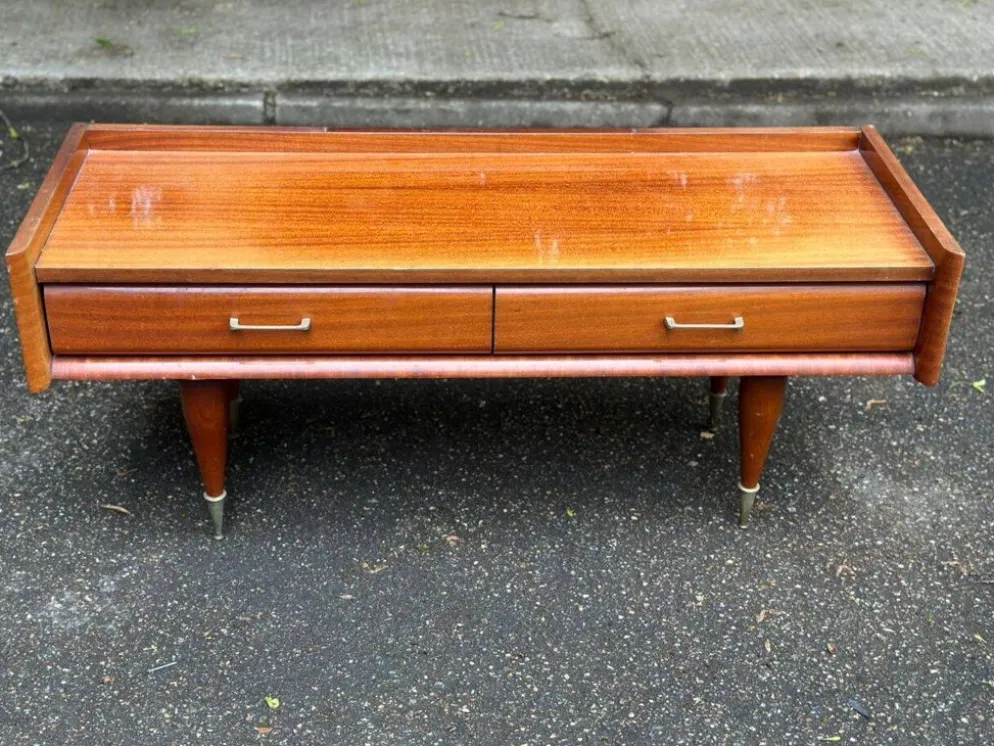 Coiffeuse scandinave en bois des années 50 avec miroir triptyque