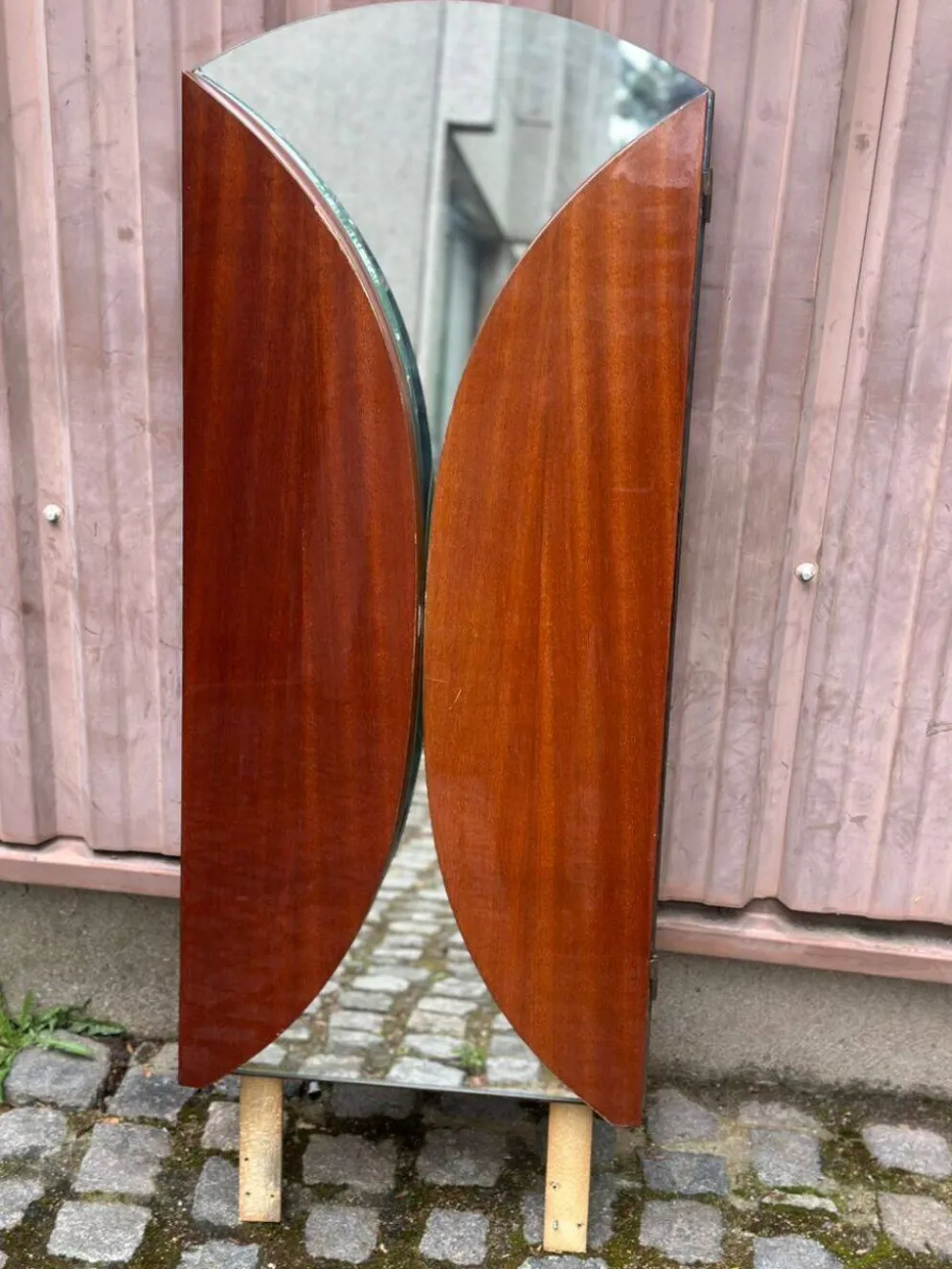 Coiffeuse scandinave en bois des années 50 avec miroir triptyque