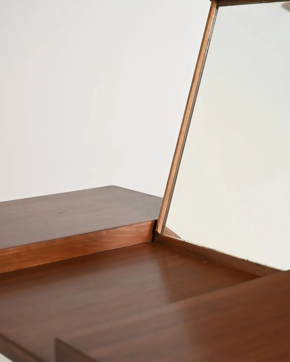 Coiffeuse scandinave en teck avec miroir, années 1960