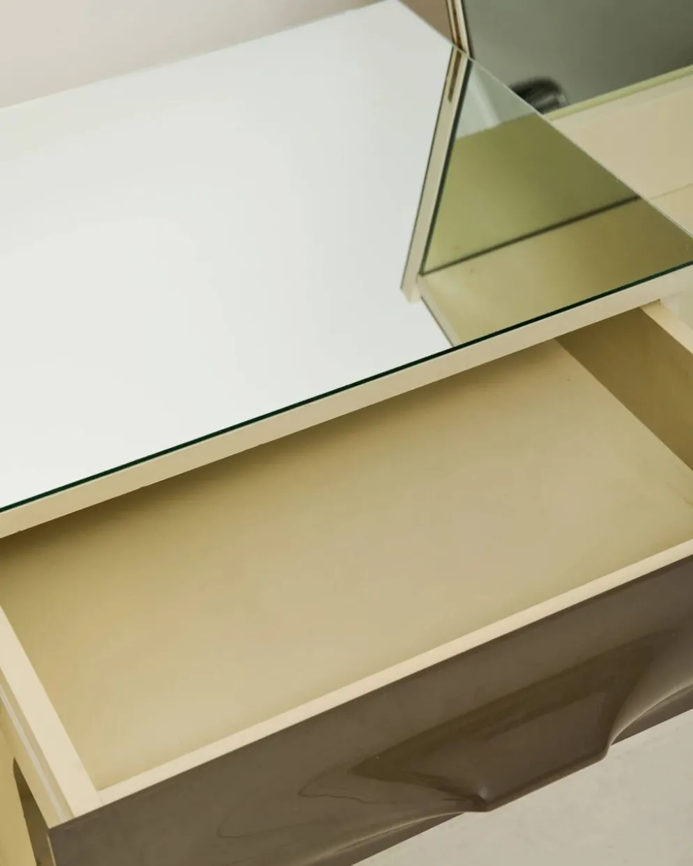 Coiffeuse série "DF-2000", Raymond Loewy, 1960