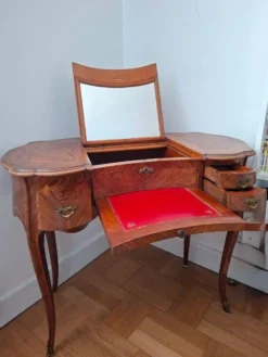 Coiffeuse style Louis XV