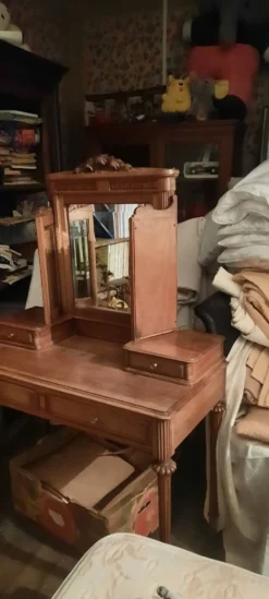 Coiffeuse style louis XVI