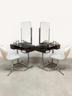 Coiffeuses vintage, tables de toilette « style Space Age »